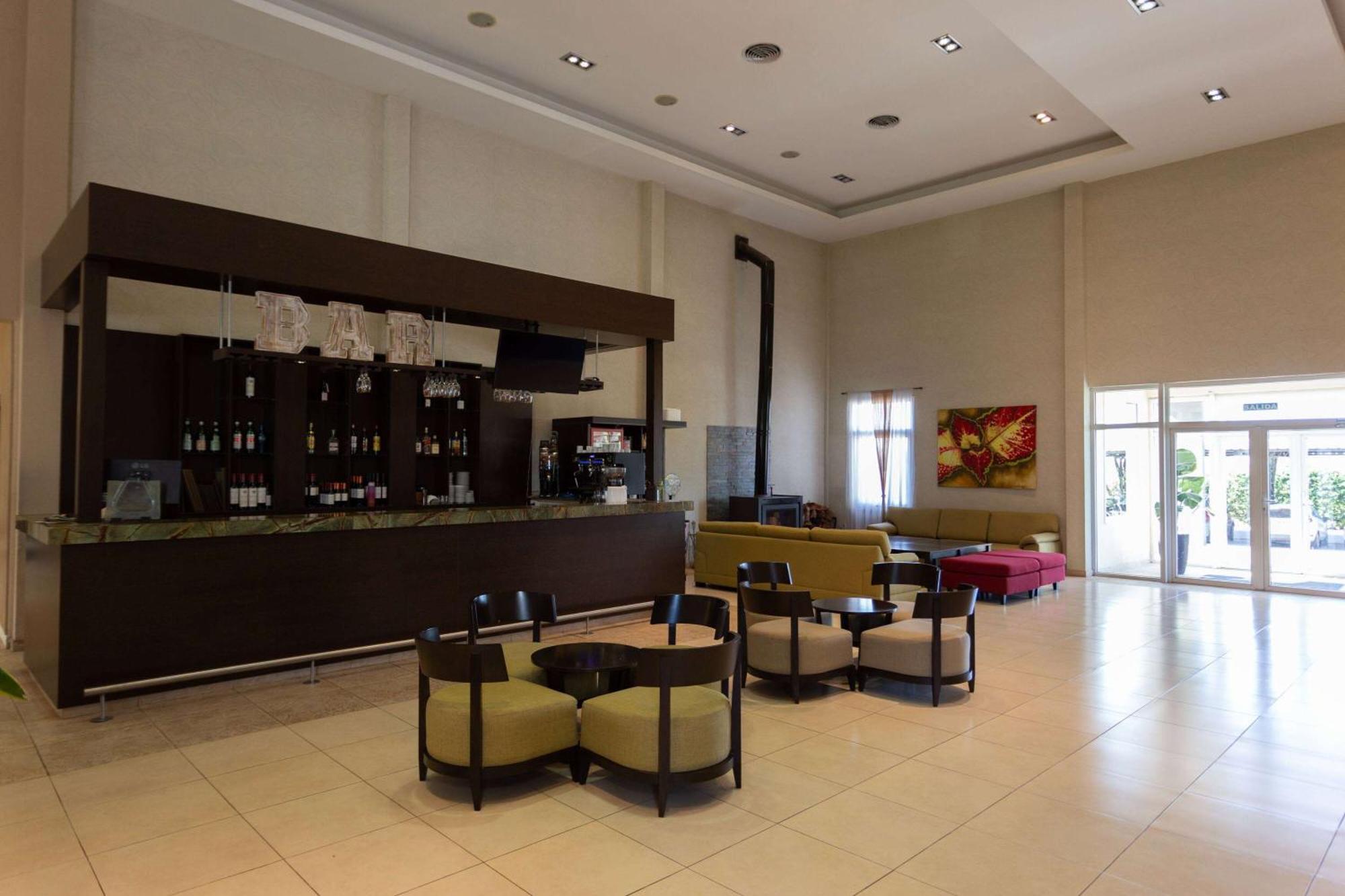 Howard Johnson Hotel & Resort Funes Ngoại thất bức ảnh
