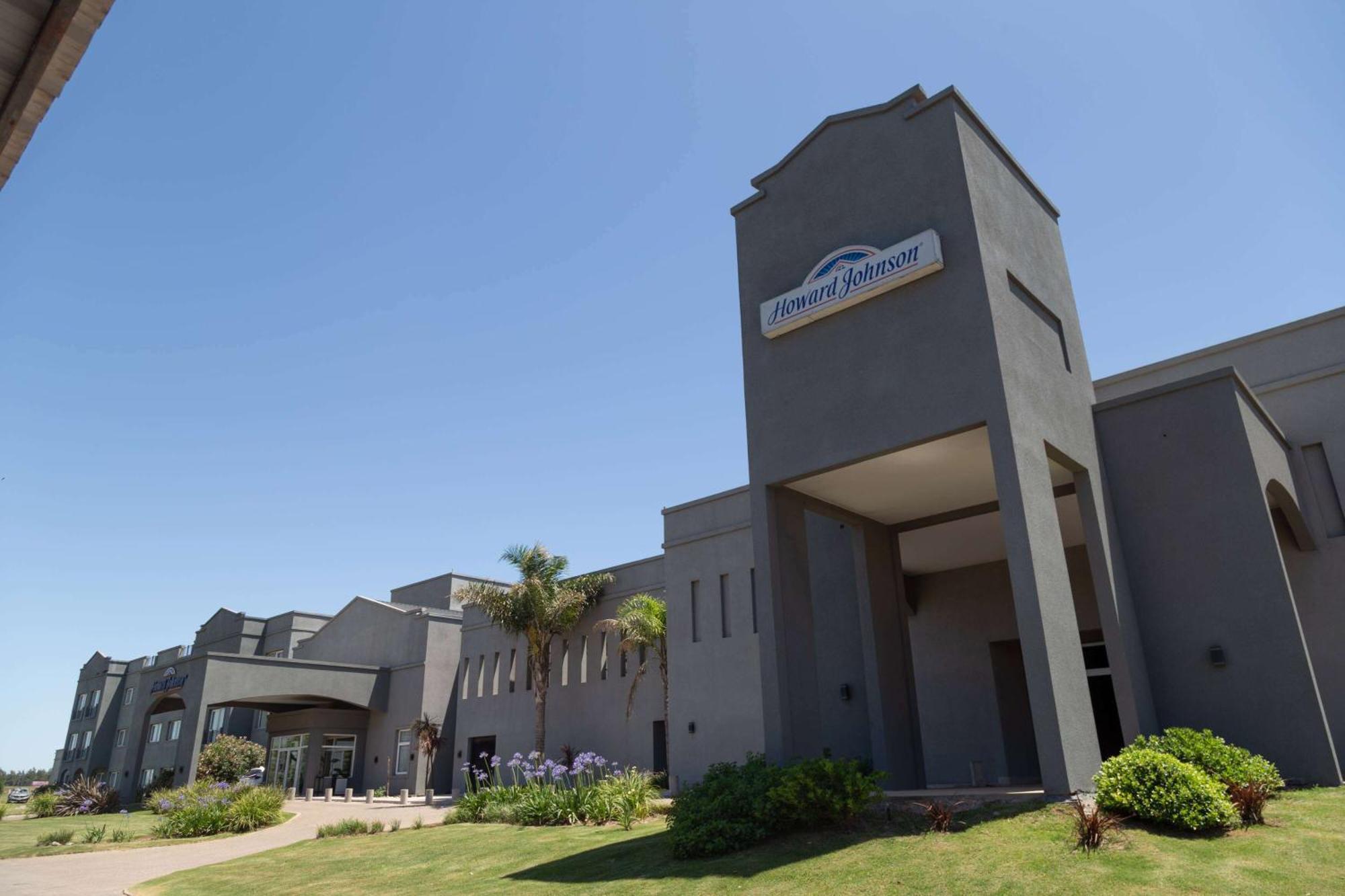 Howard Johnson Hotel & Resort Funes Ngoại thất bức ảnh