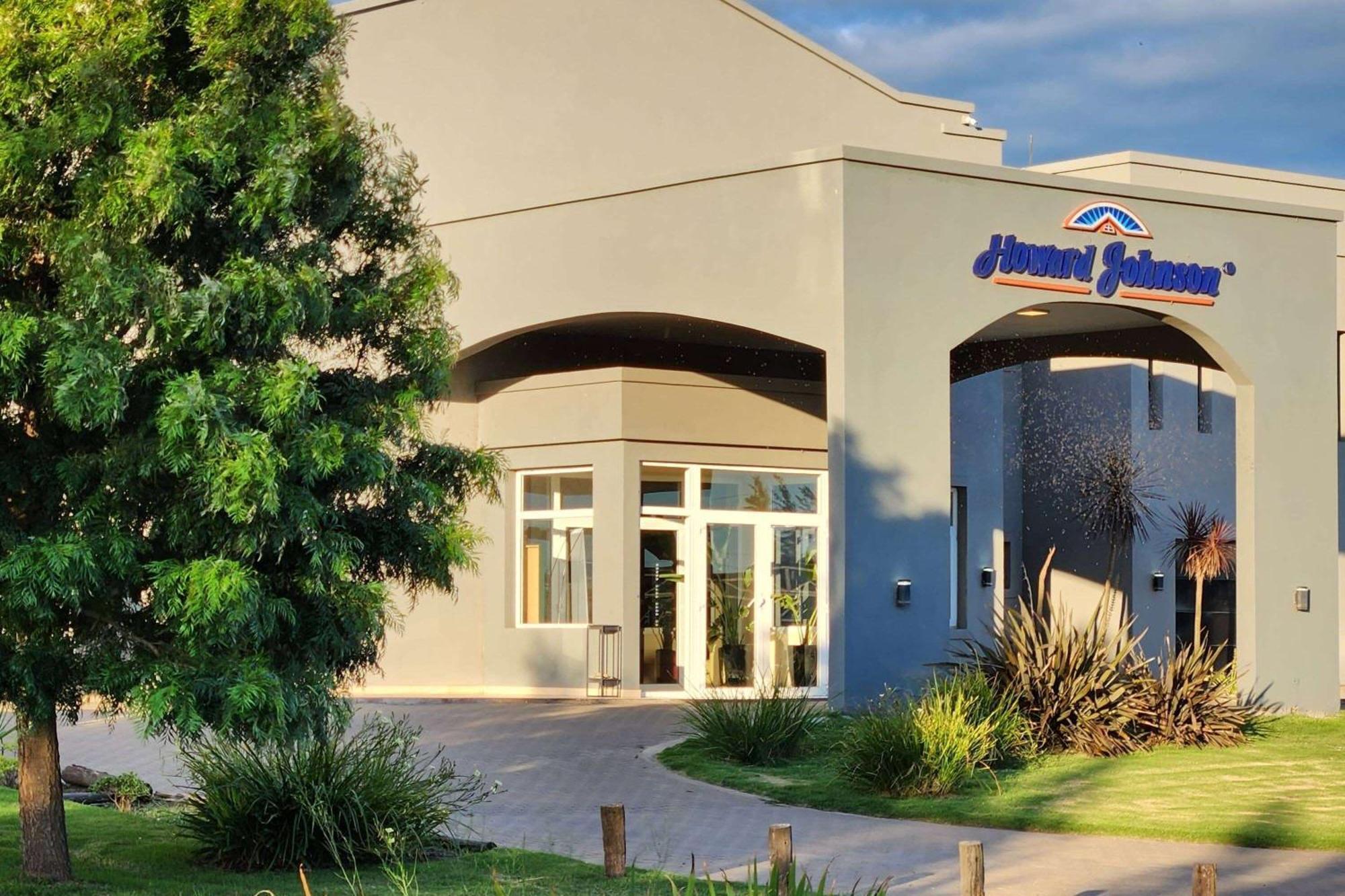 Howard Johnson Hotel & Resort Funes Ngoại thất bức ảnh